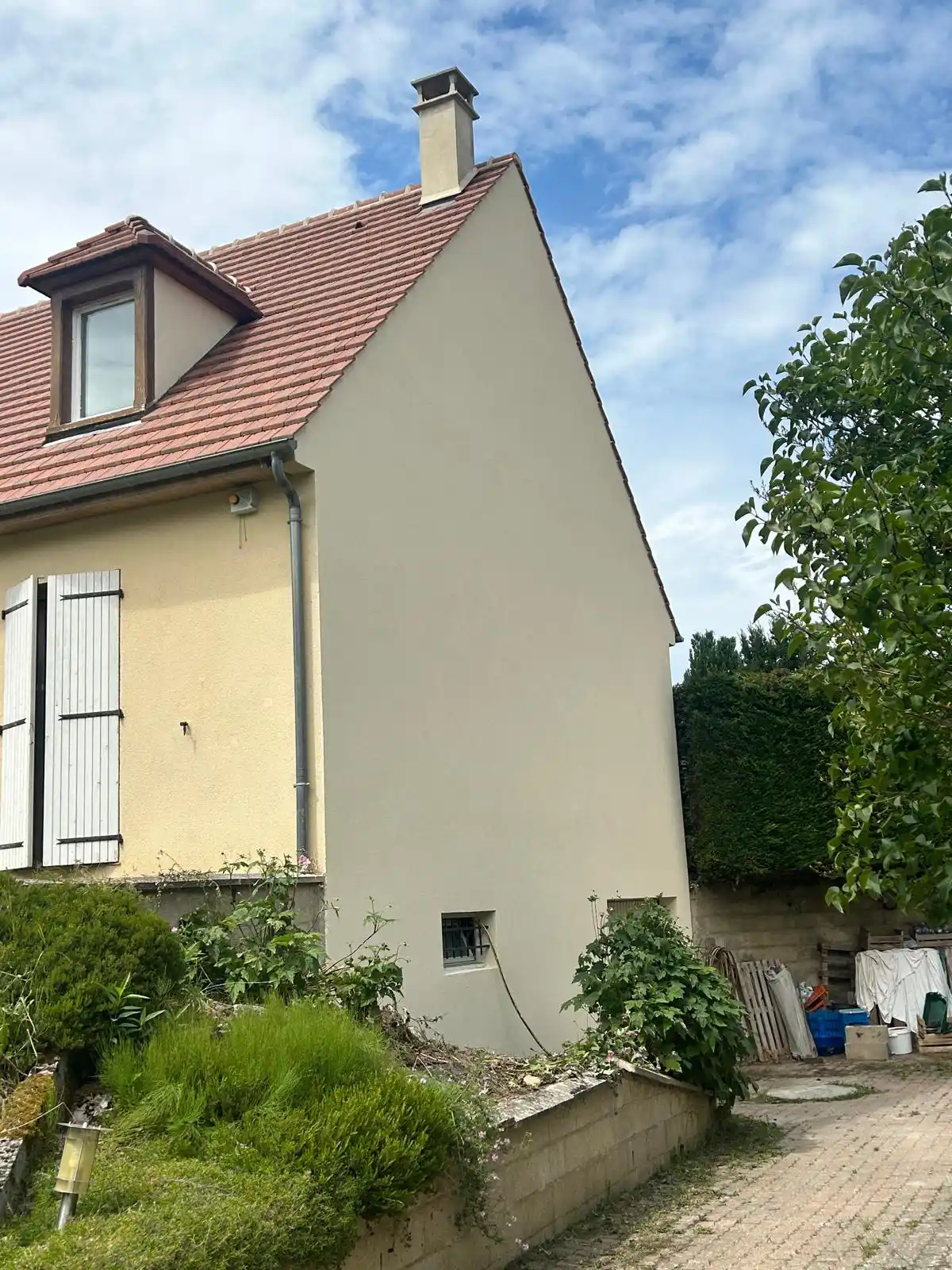 façade ravalement crépis