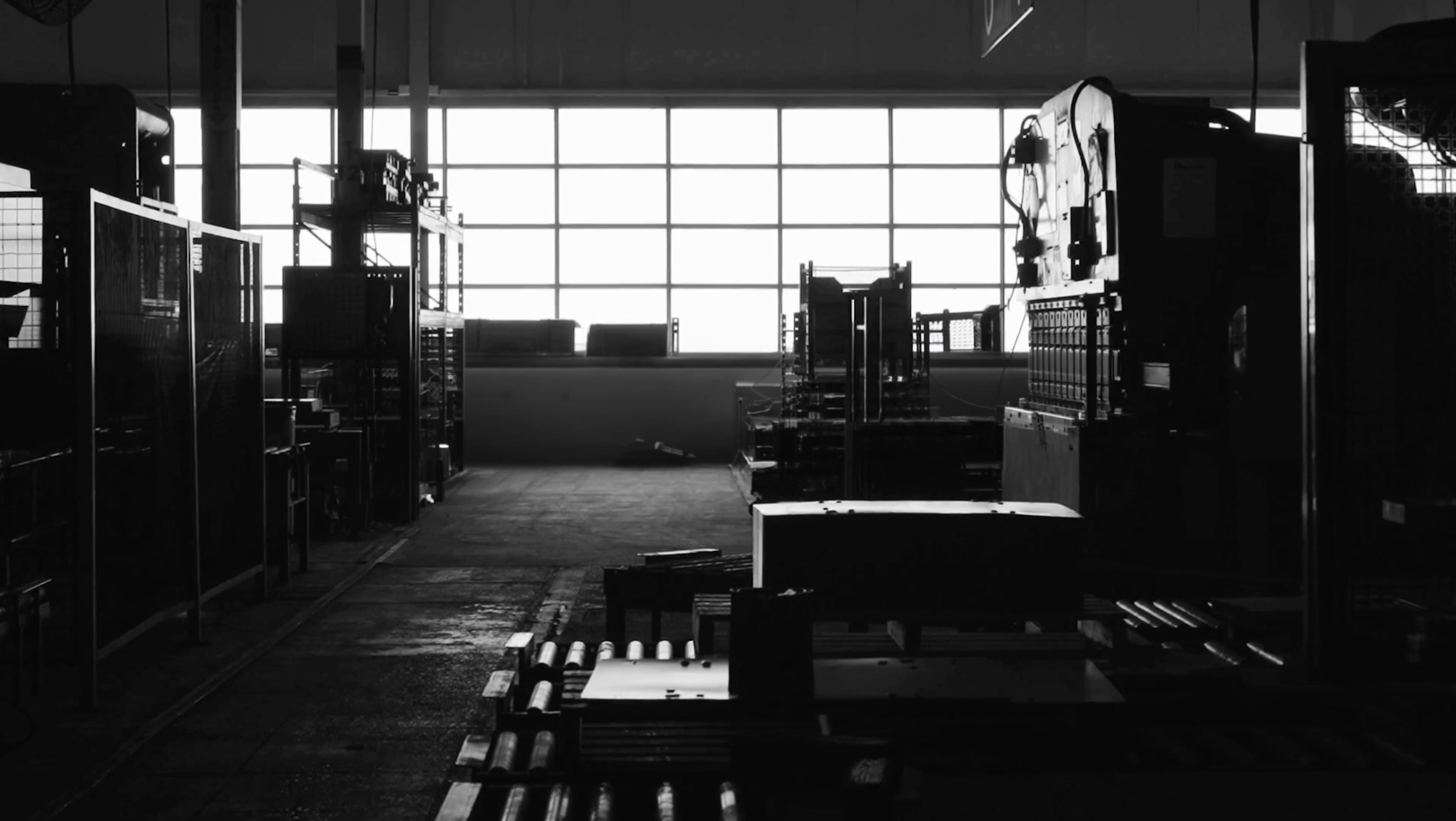 Born from a love of open spaces, we partnered with local makers to shape a story of movement, and shared expression.