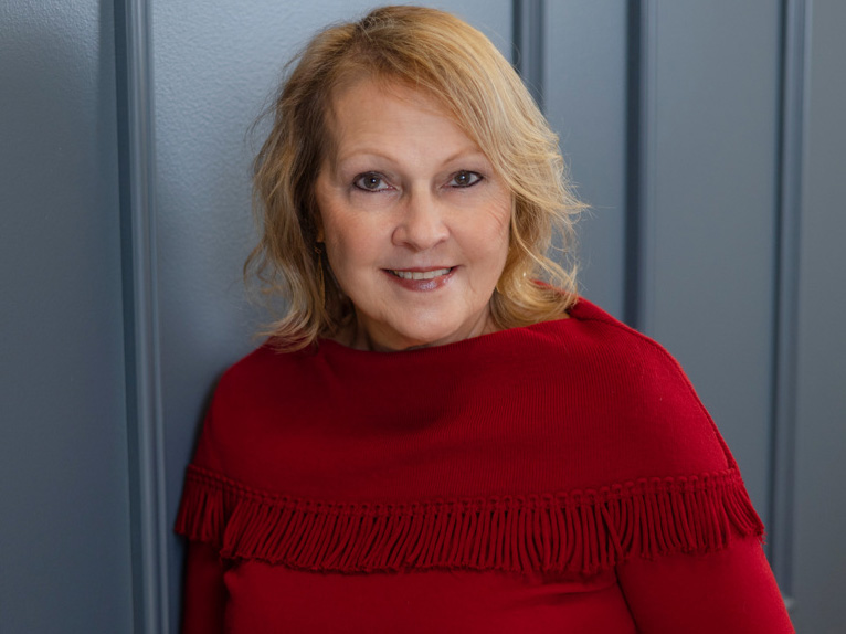 Sharon Miller headshot