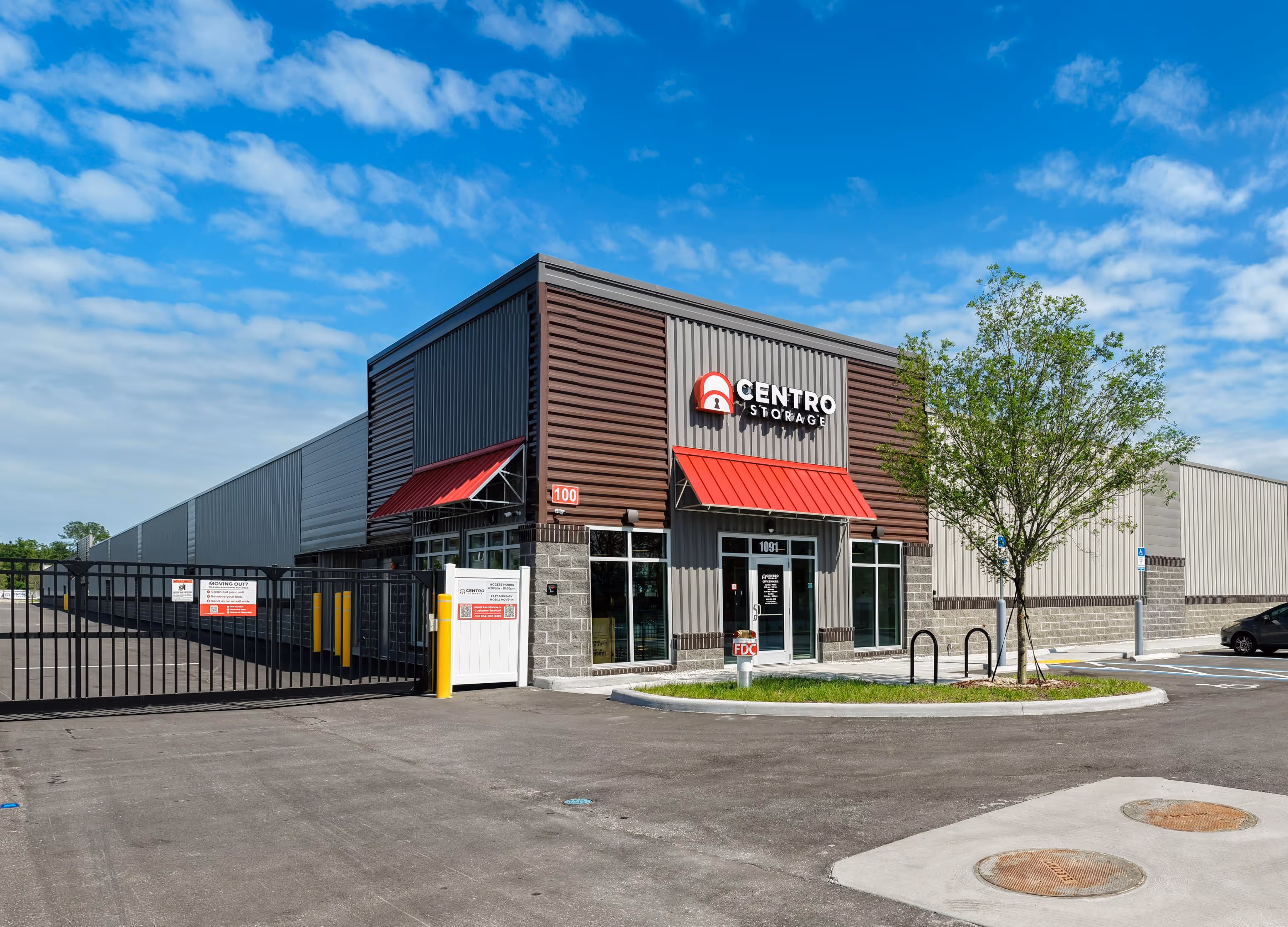 Centro Storage at Broward Road