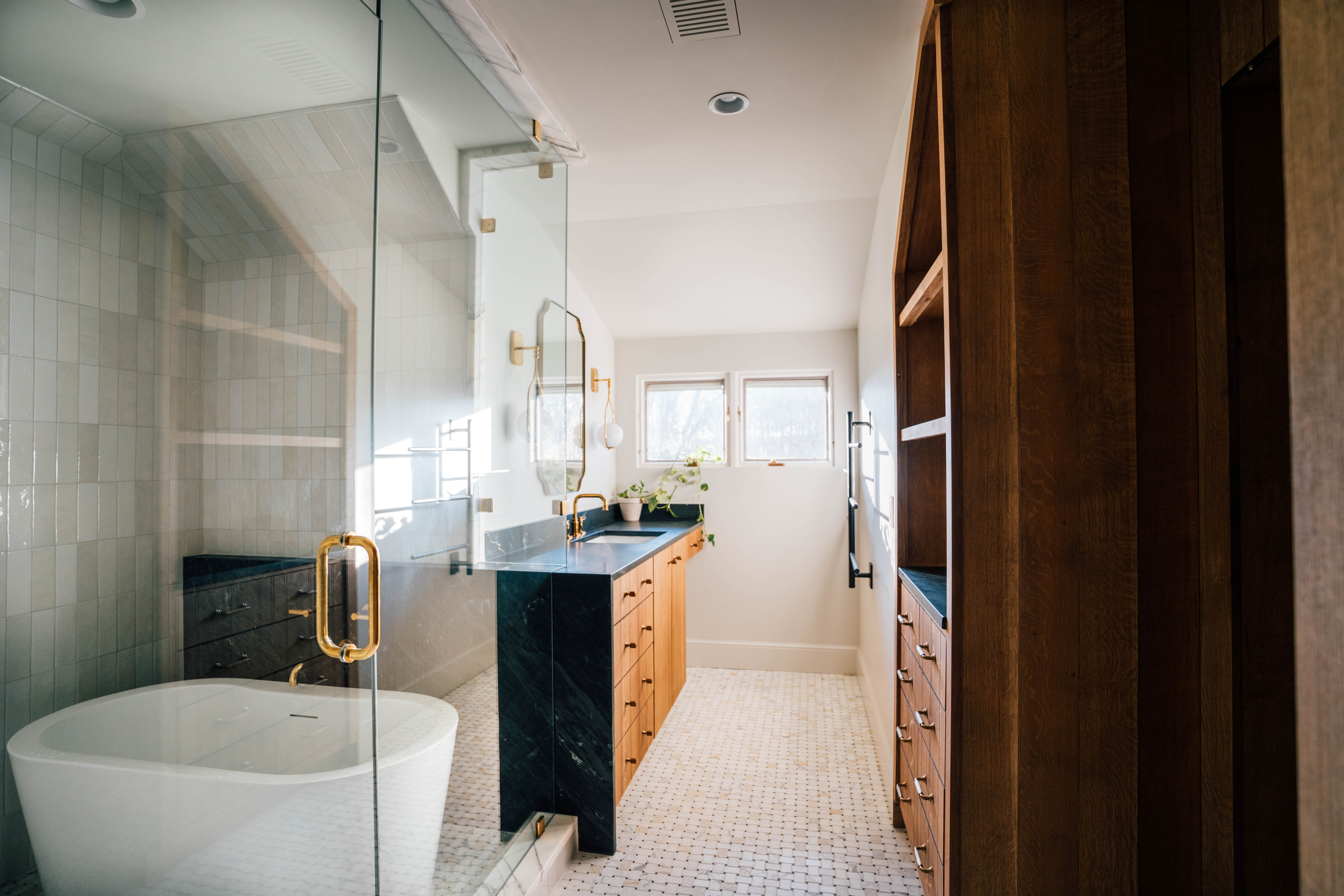 photo of a bathroom