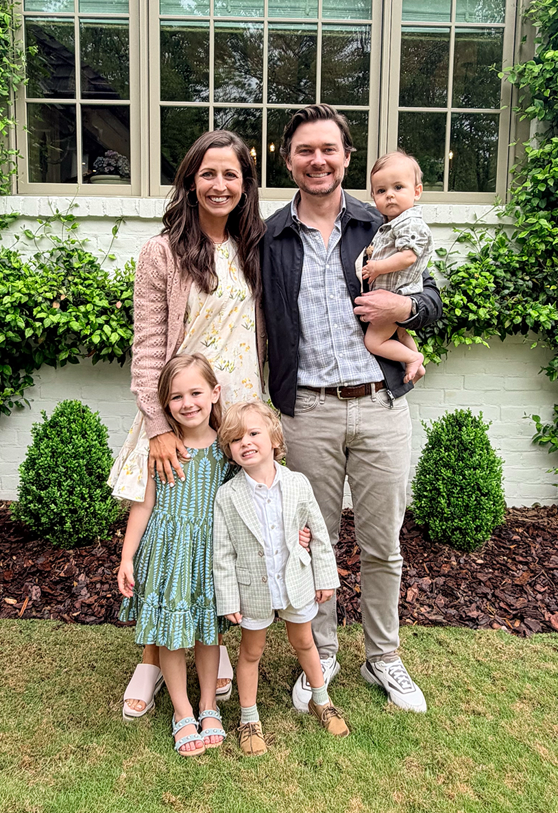 picture of Brandon hays and family