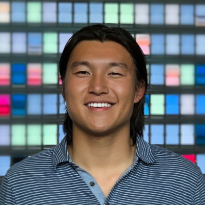 [headshot] image of satisfied customer shaking hands with company representative (for a fintech company)