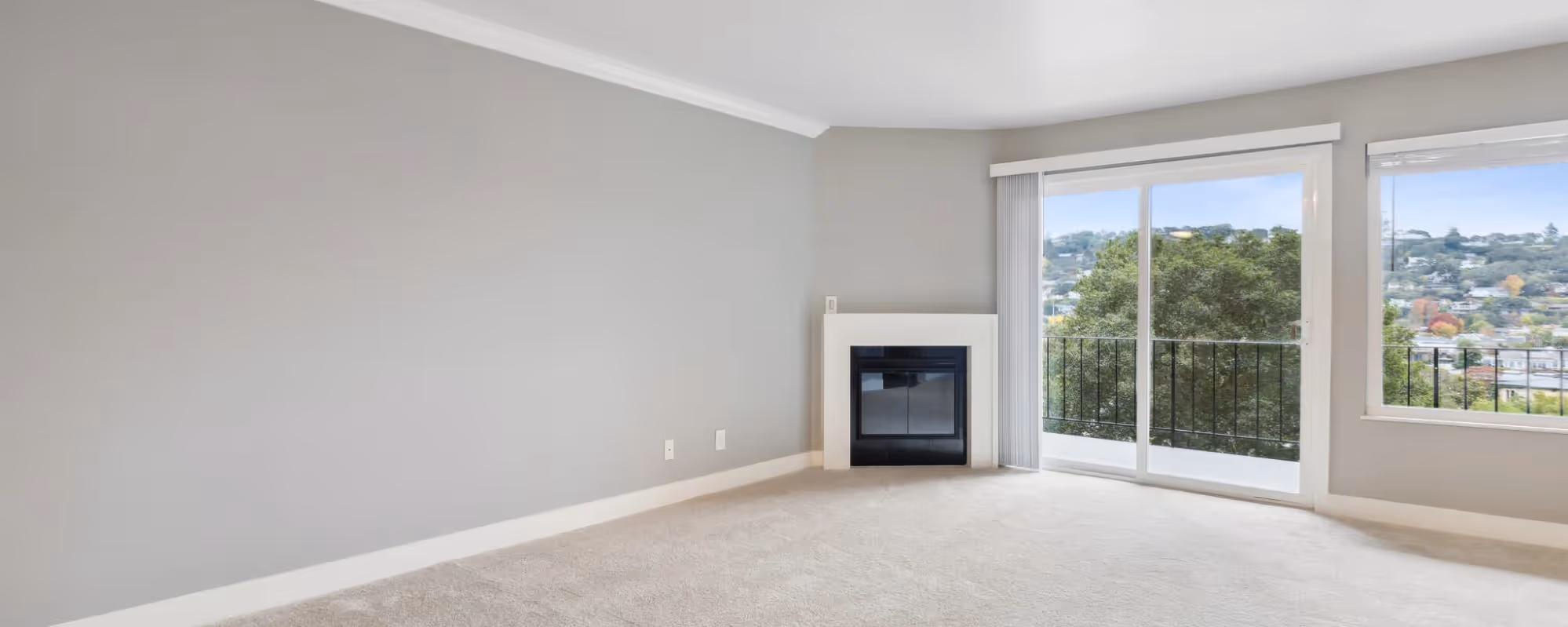 Living room with fireplace