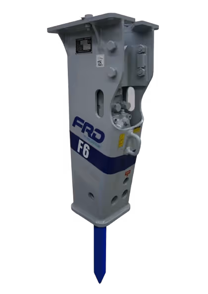 Grå FRD F6 hydraulisk hammer med spiss meiselspiss.