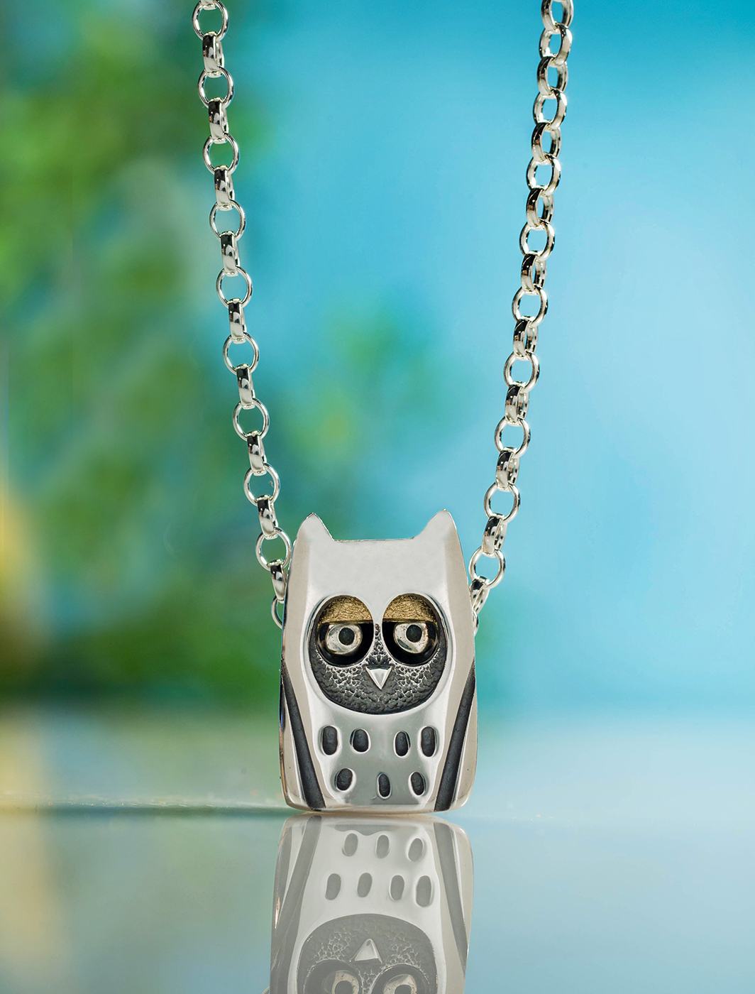 Alan Ardiff Owl Newklace  - Studio Photography © David Cantwell Photography