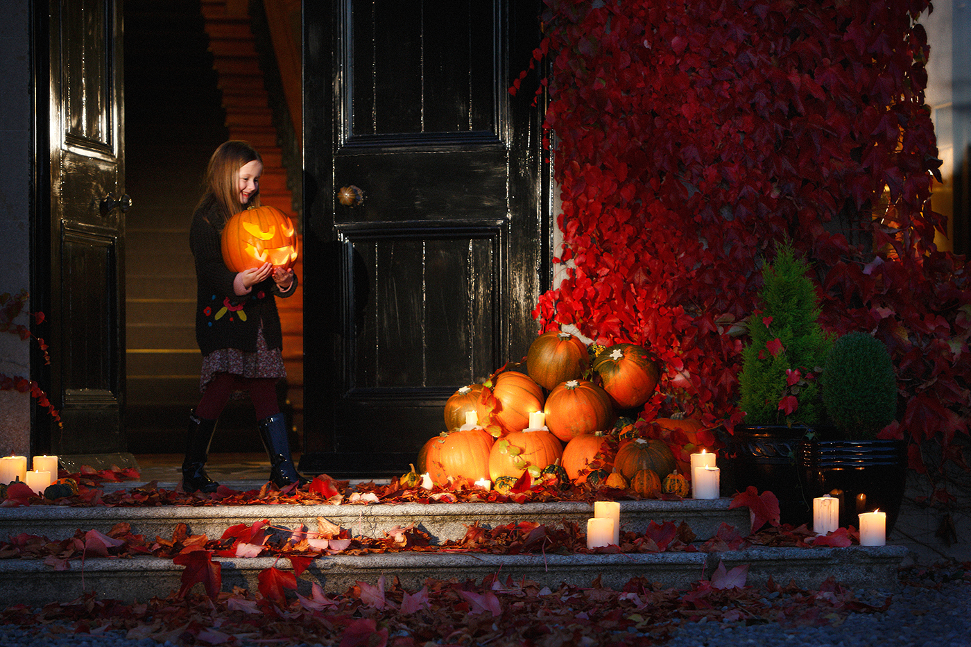 girl With Halloween Pumpkins  - Seasonal Commercial Photography © David Cantwell Photography