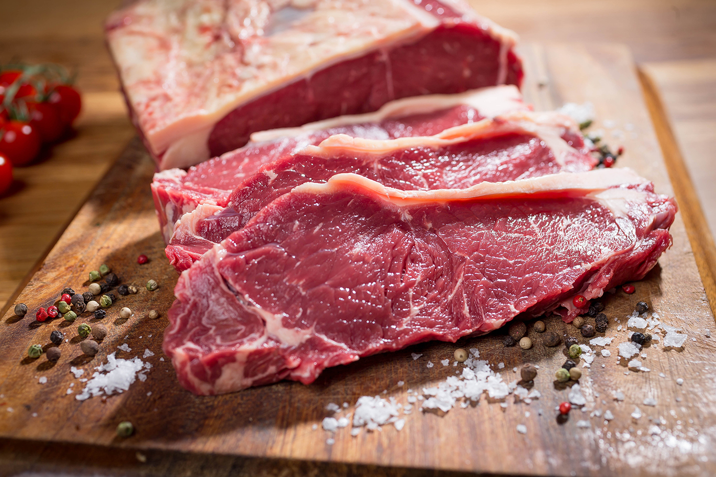 Raw Beef Meat for Coolanowle Organic Meats - Food Photography © David Cantwell Photography