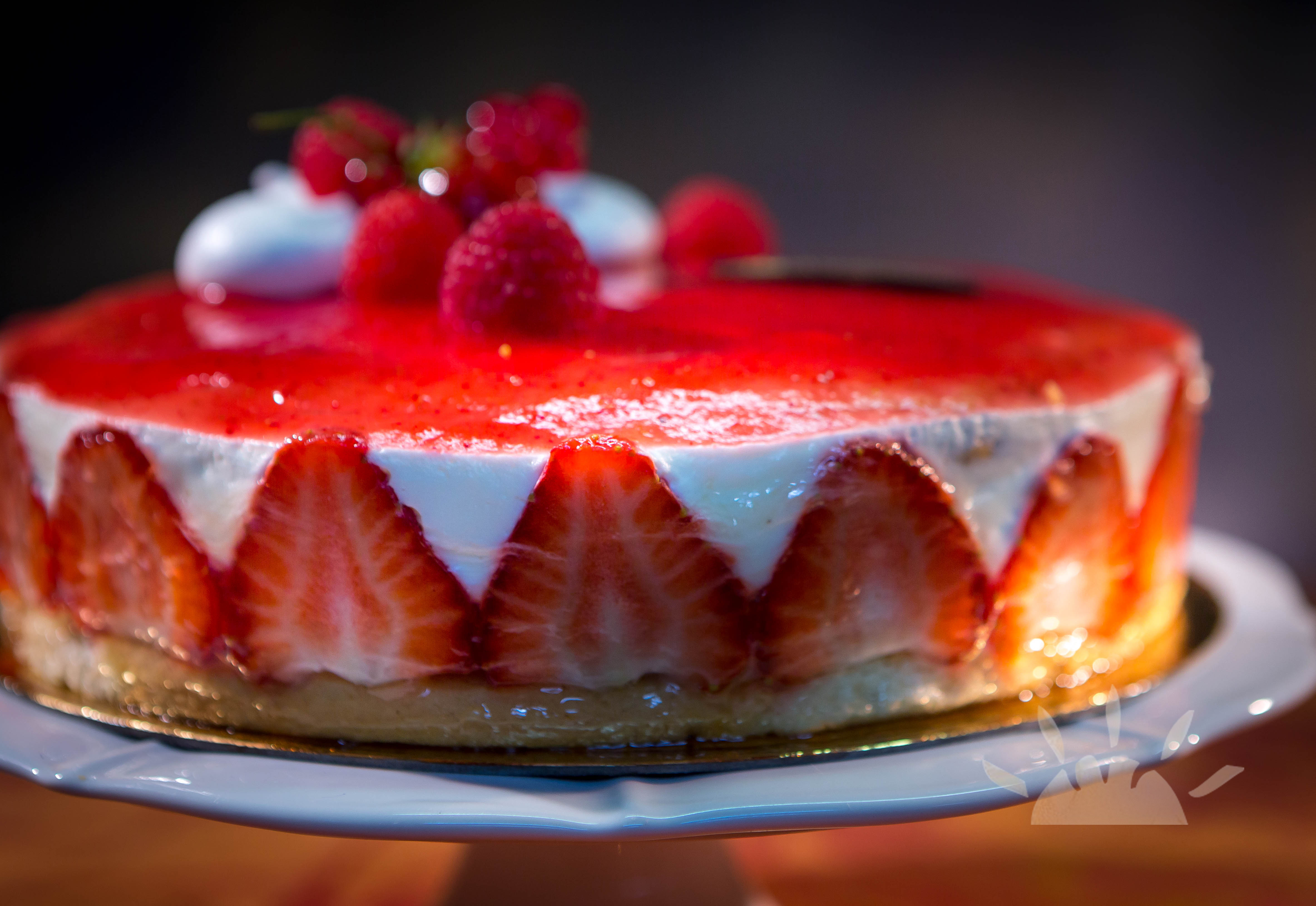 Fraisier Cake / Strawberry Cake Confectionery - Food Photography © David Cantwell Photography