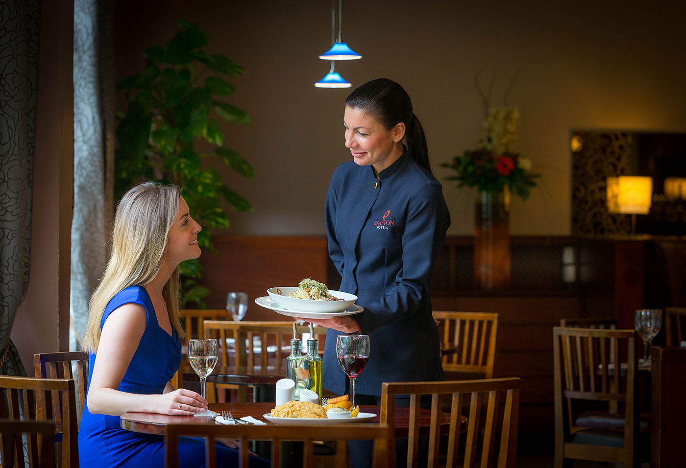 Waitress Serving Food - Food Lifestyle Photography © David Cantwell Photography