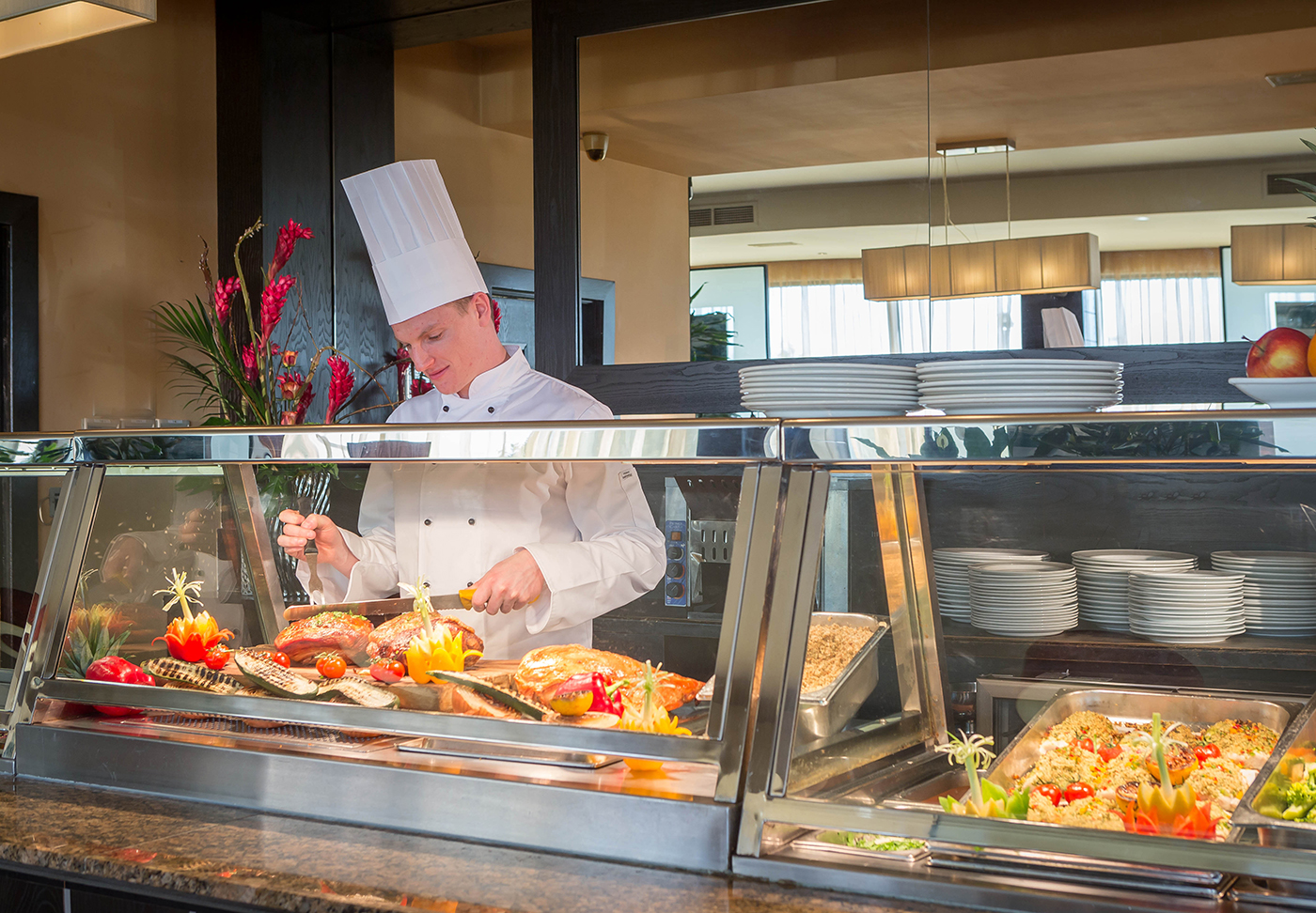 Carvery Chef @ Carlton Hotel Dublin Airport © David Cantwell Photography