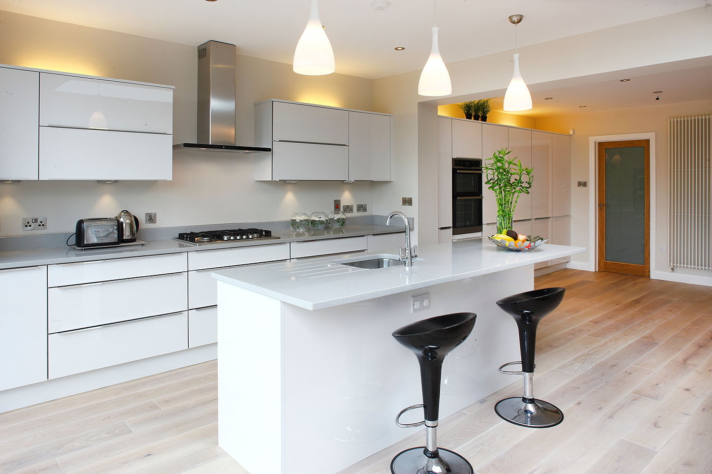 Horison White Kitchen @ Nolan Kitchens - Interiors Photographer © David Cantwell Photography © David Cantwell Photography