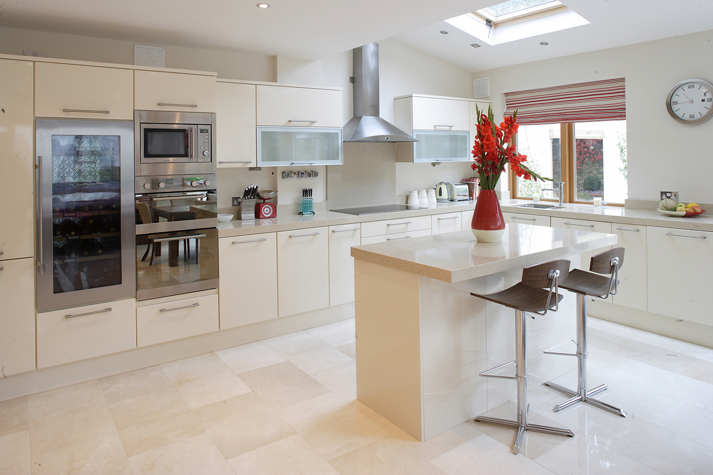 Off White Kitchen  - Interiors Photographer © David Cantwell Photography
