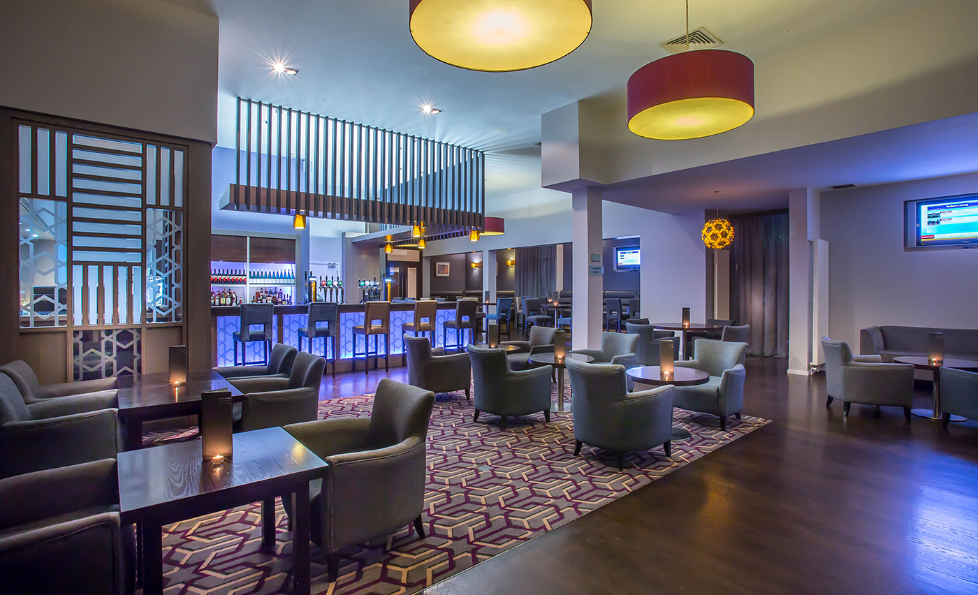 The Sky Bar @ Maldron Dublin Airport Hotel © David Cantwell Photography