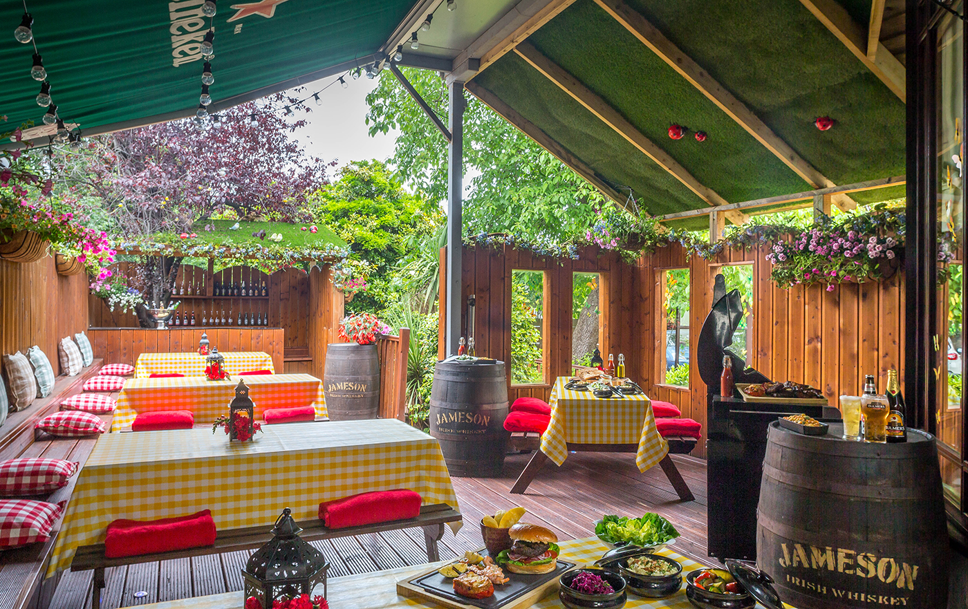 Outdoor Breakout Area - Staged for Summer BBQ @ The Clyde Court Hotel © David Cantwell Photography