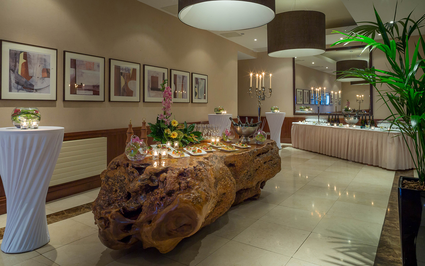 Breakout Area - Staged for Food & Drinks Reception @ The Kingsley Hotel © David Cantwell Photography
