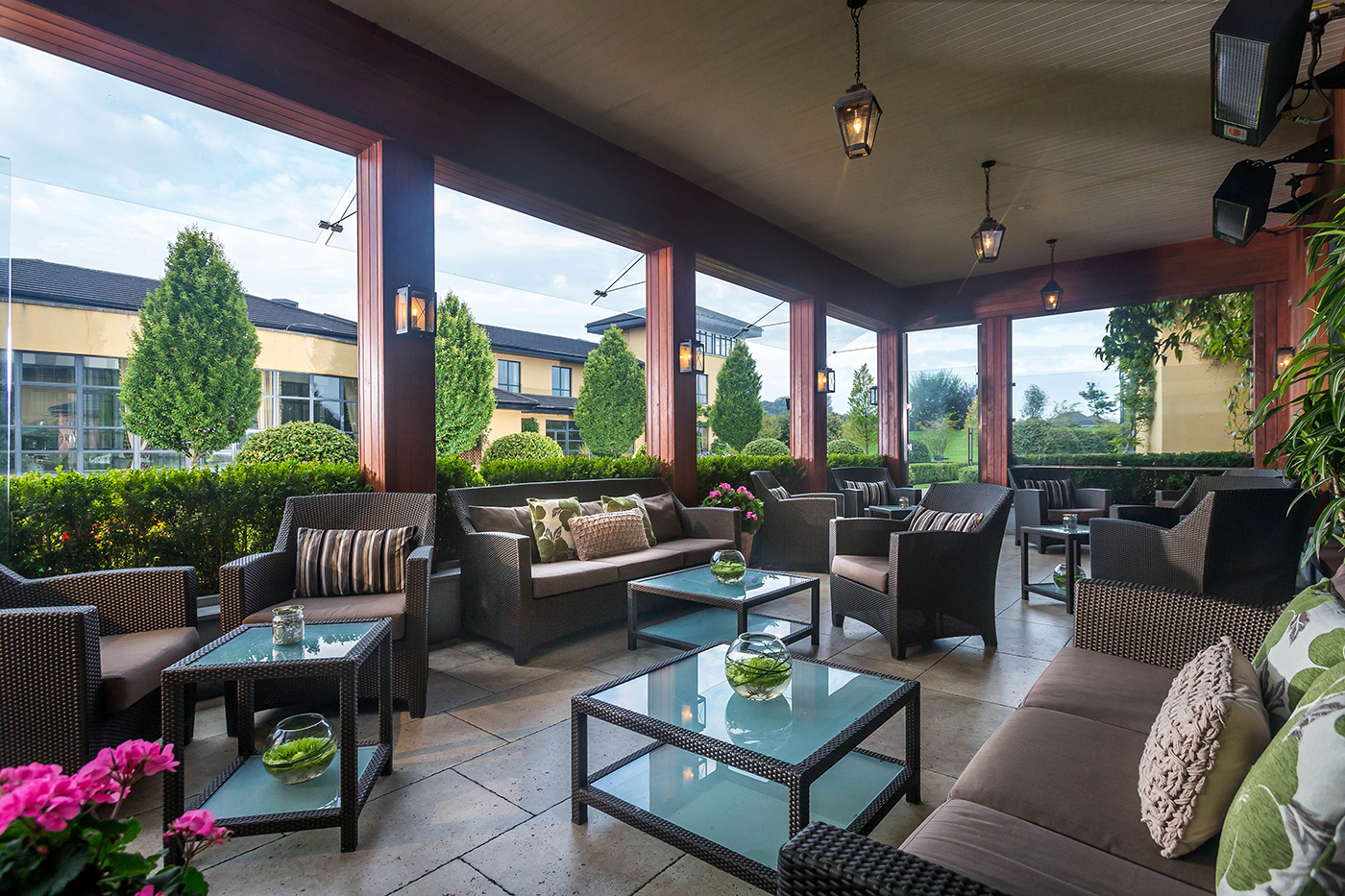 Smoke Breakout Area @ Mullingar park Hotel © David Cantwell Photography
