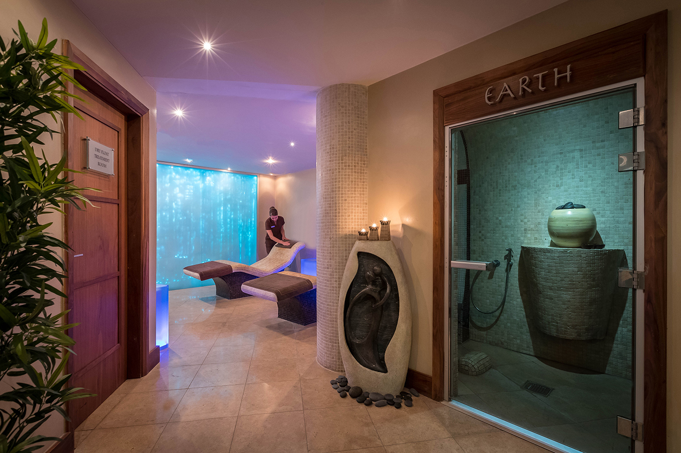 The Hydro Suite @ The Royal Marine Hotel Spa © David Cantwell Photography