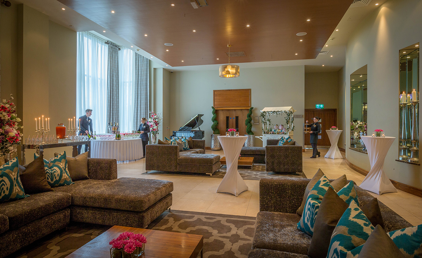 Wedding Drinks Reception @ Lough Rea Hotel © David Cantwell Photography