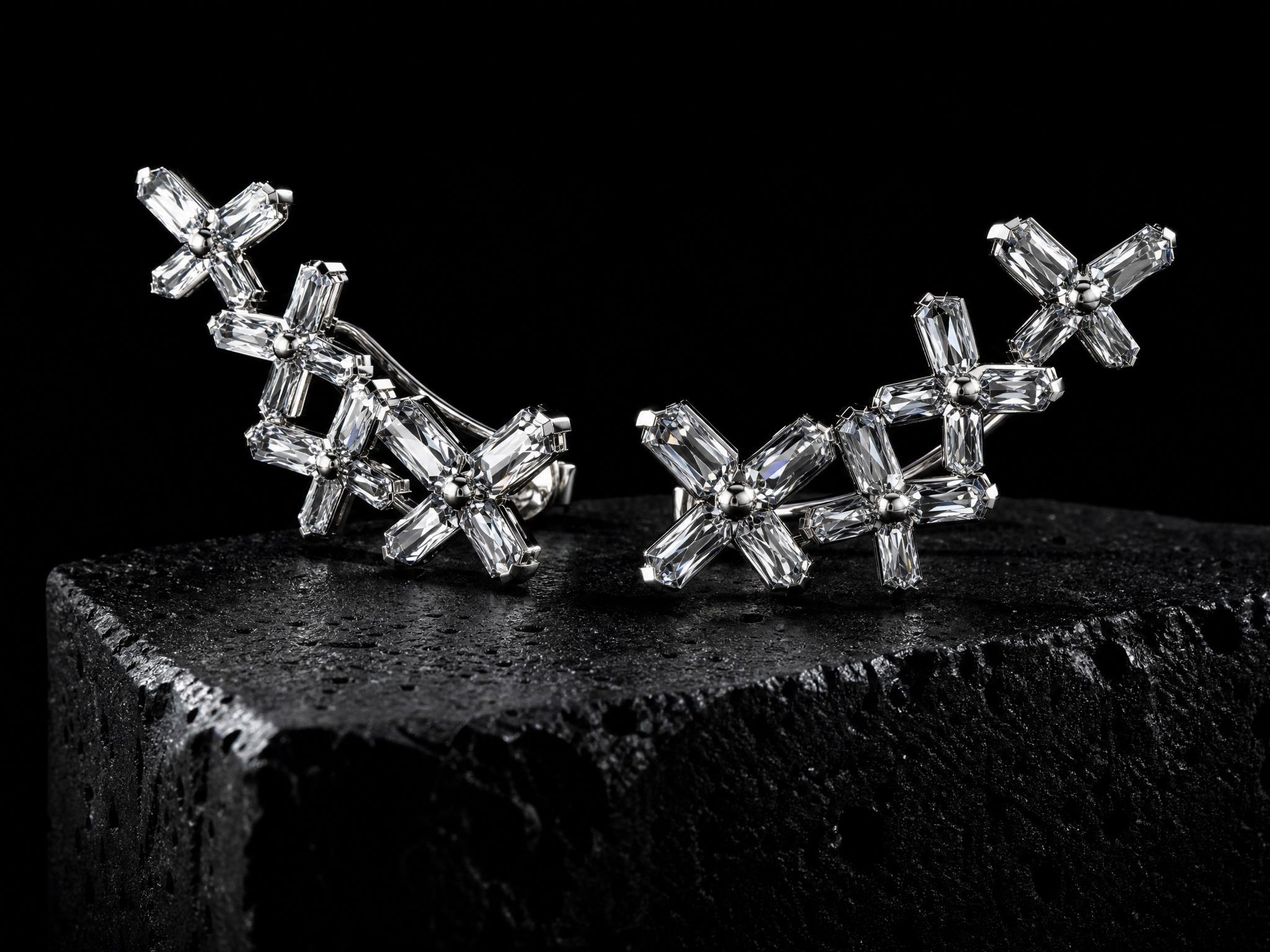18k white gold earrings featuring a complex matrix of 32 hexagonal lab-grown diamonds from the MRW HEX SERIES