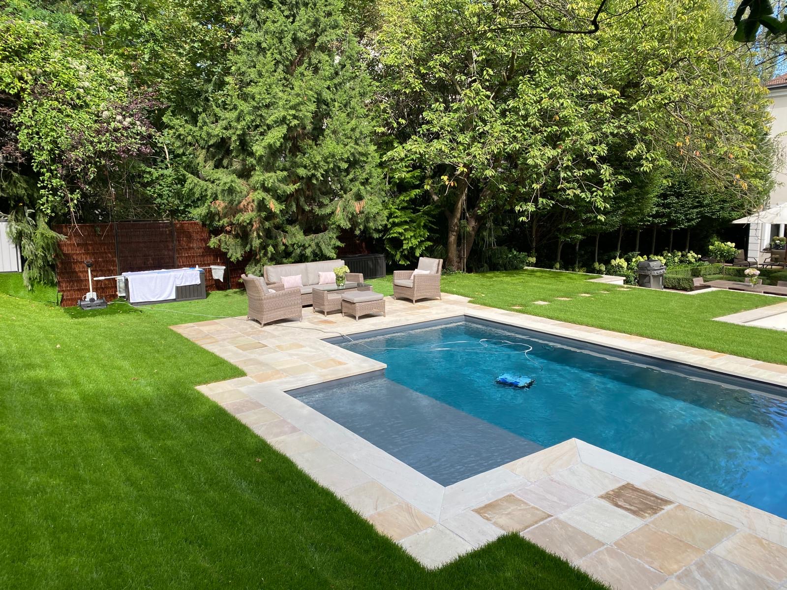 image of a landscaped pool area