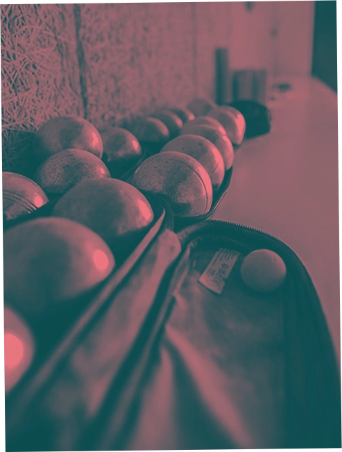 Joueurs de pétanque aux Mah Boules