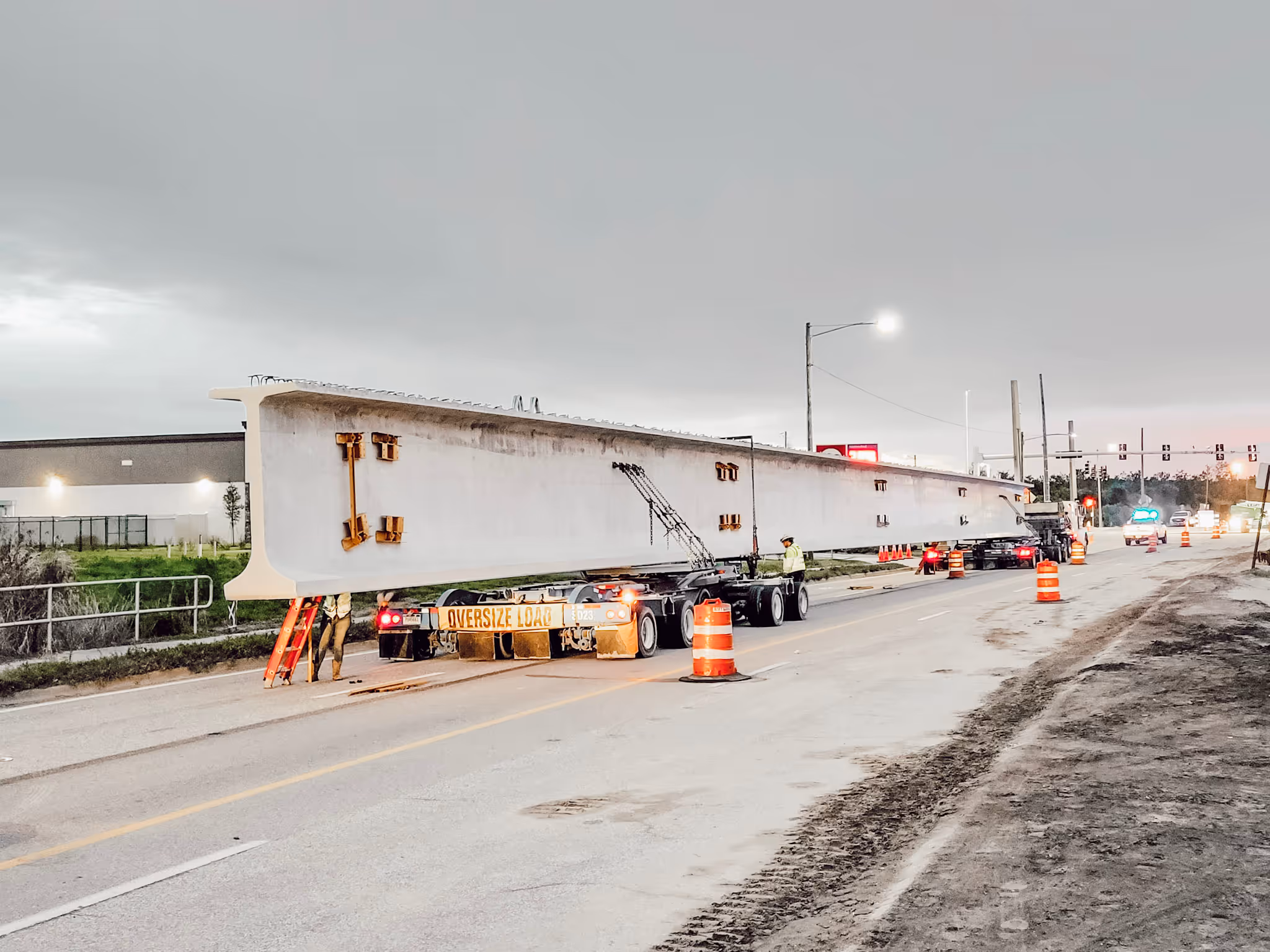 image of a longhaul delivery truck for a trucking company