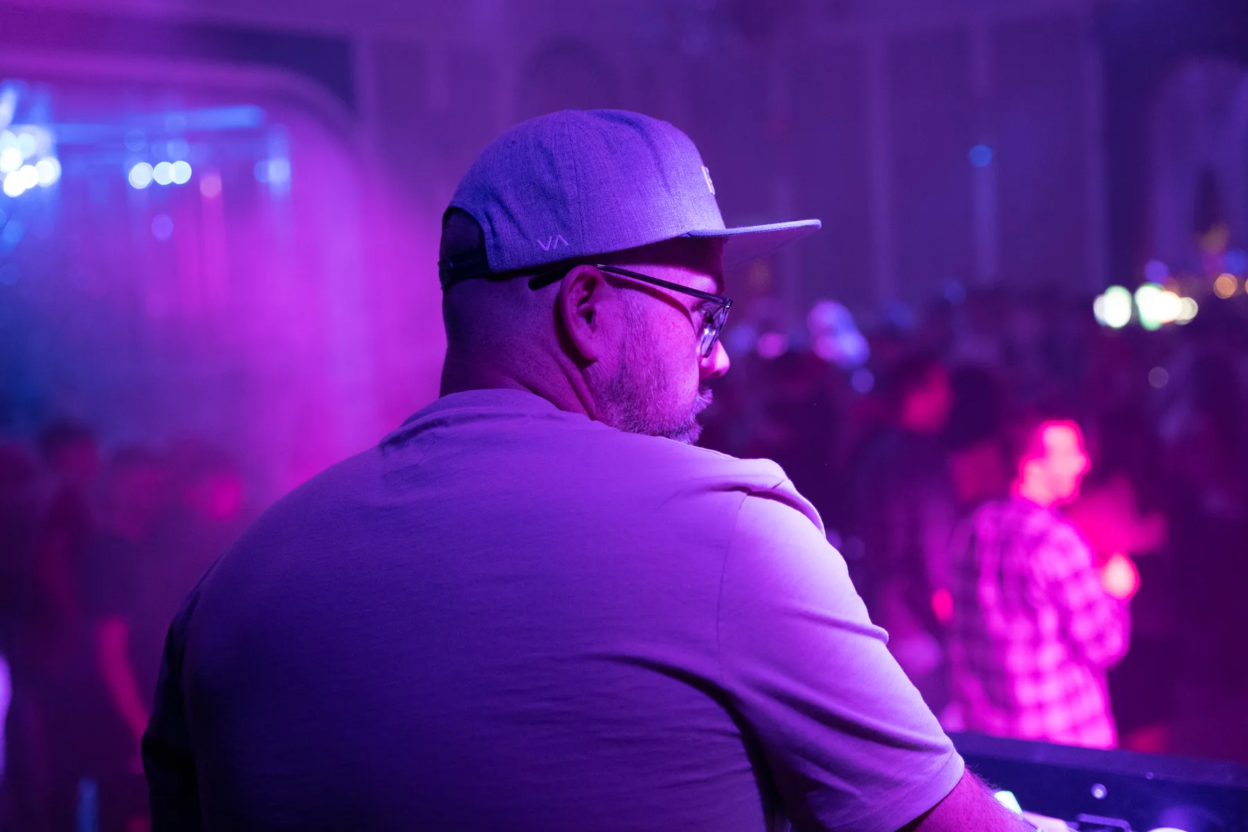 Moving-head lights and haze at Langtons Nightclub — Brian Hennessy