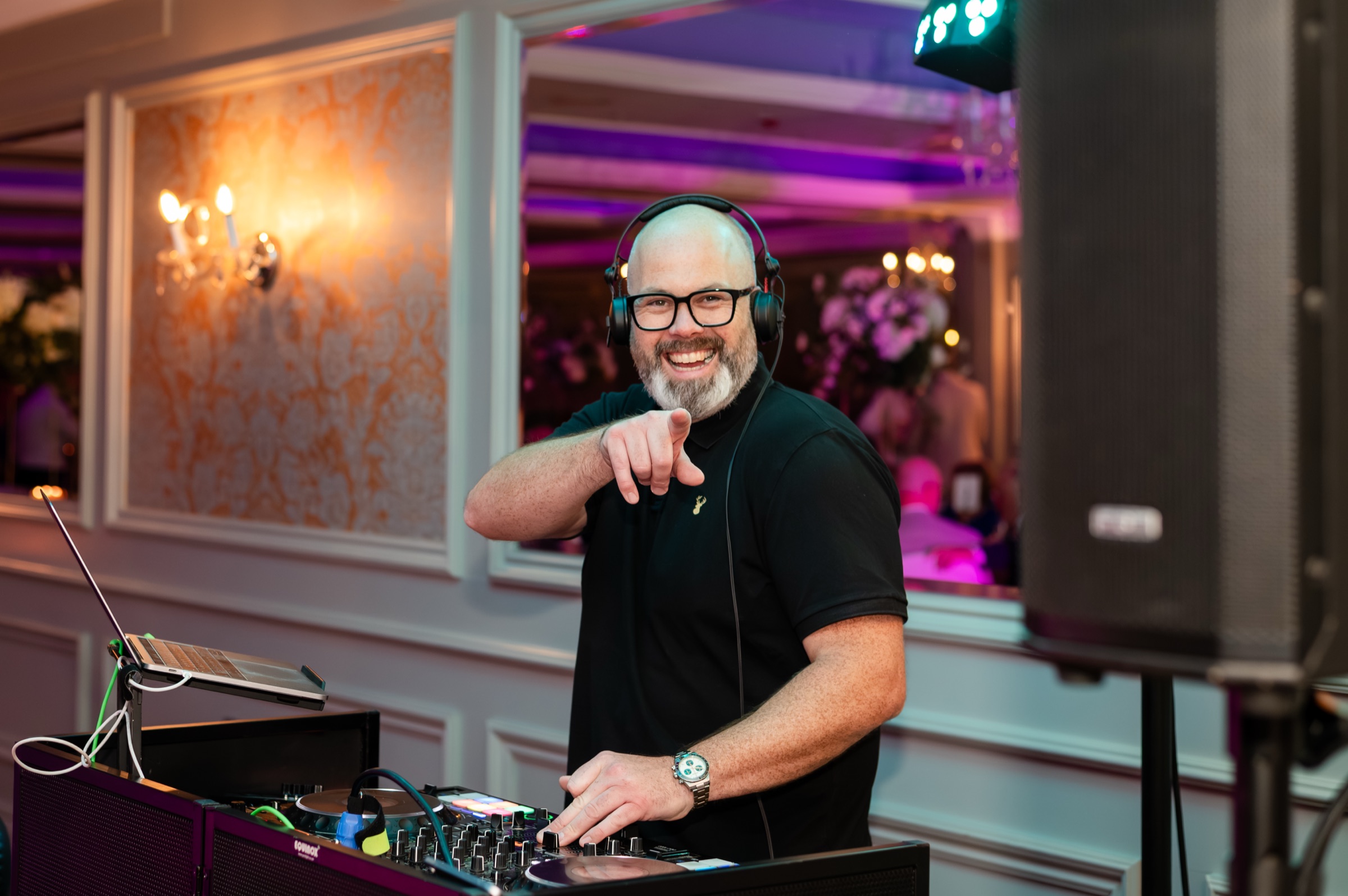 Wedding dance floor at an Irish wedding — Brian Hennessy DJ
