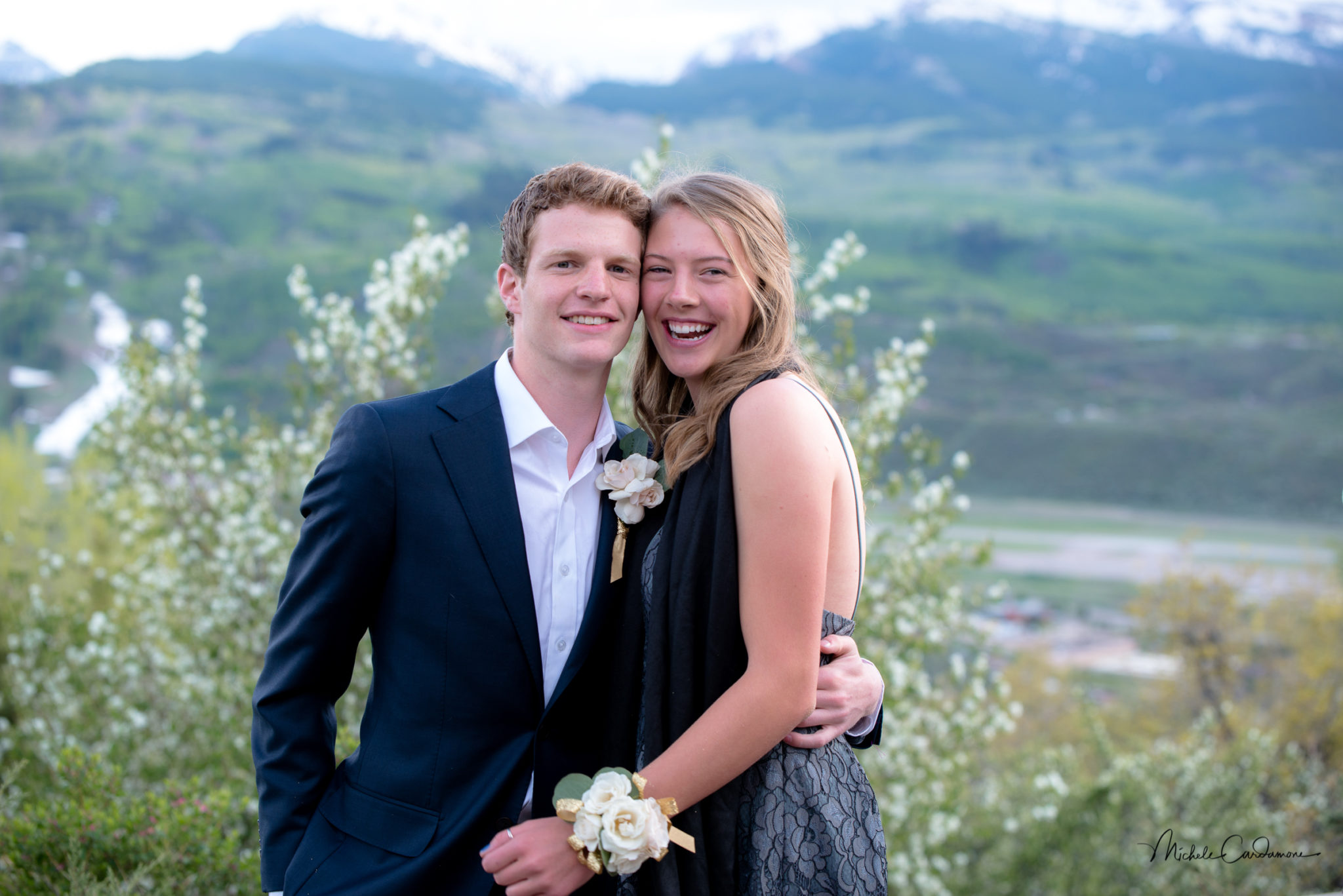 Prom friends together
