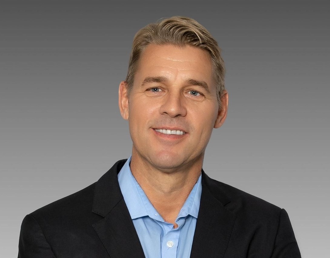 Headshot of Ingo Steinhaeuser