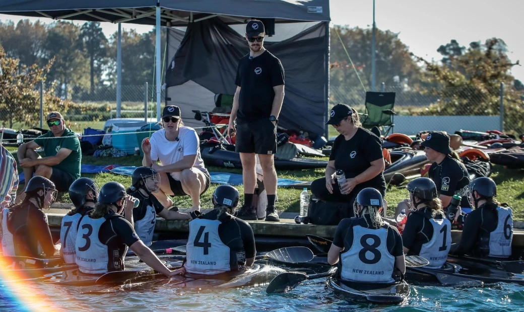 The U21 Paddle Ferns training with Contented