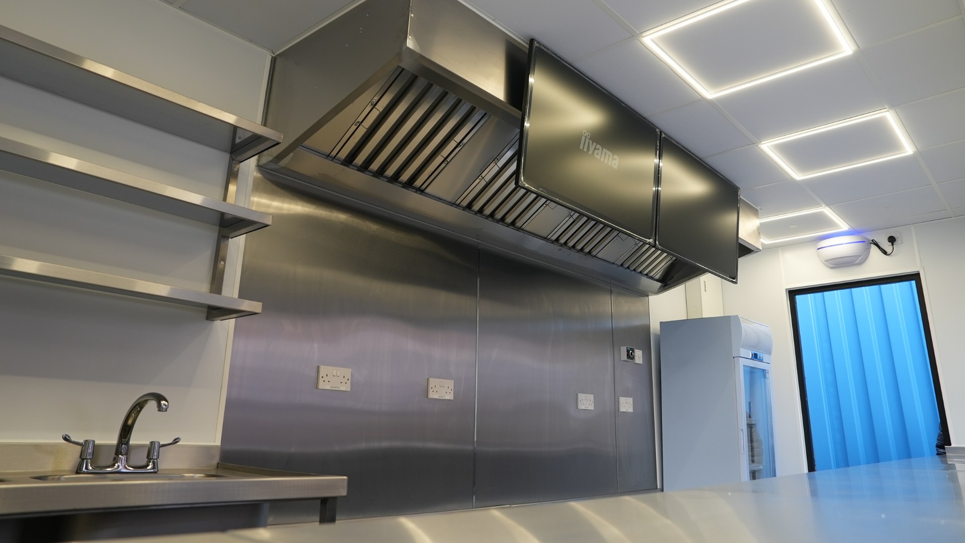 internal shot of streetfood unit