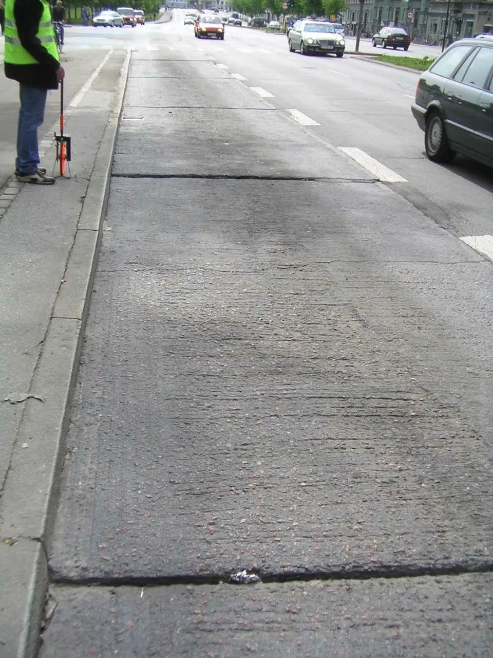 Forskudt betonplader før stabiliseringen