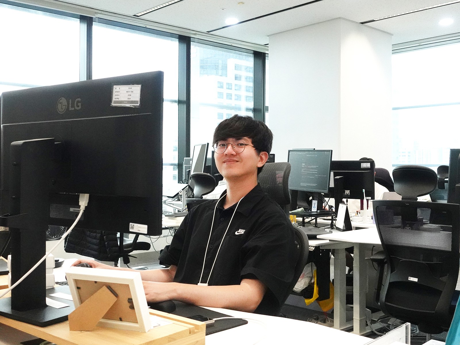 같은 팀에서 Embedded Research Engineer로 일하시는 최준경 님