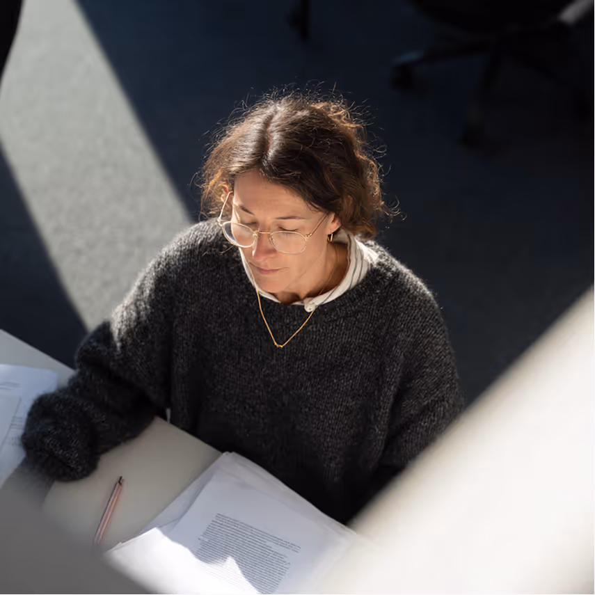 Catania - Consulting Webflow Template - Designed by Azwedo.com and Wedoflow.com