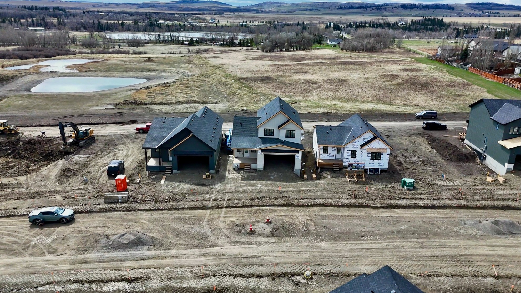Wide shot of Diamond Ridge development
