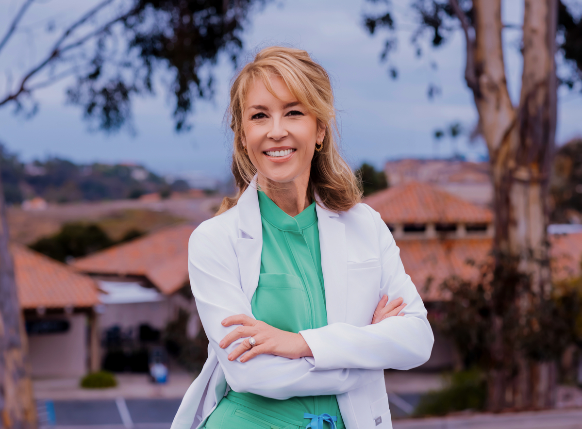 Portrait of Dr. Nicole Vane of Moonlight Beach Dental | Top Cosmetic Dentistry Near Encinitas CA