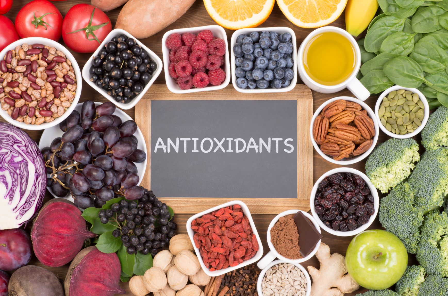 The Role of Antioxidants in Maintaining a Healthy Smile