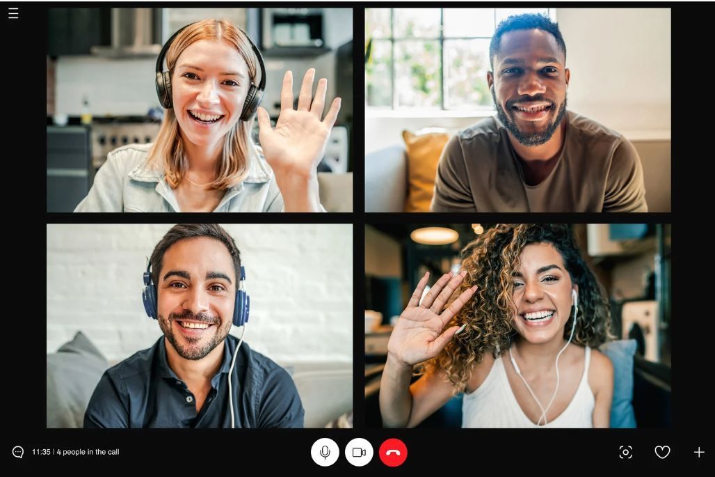 Remote worker using Iristel cloud communication tools