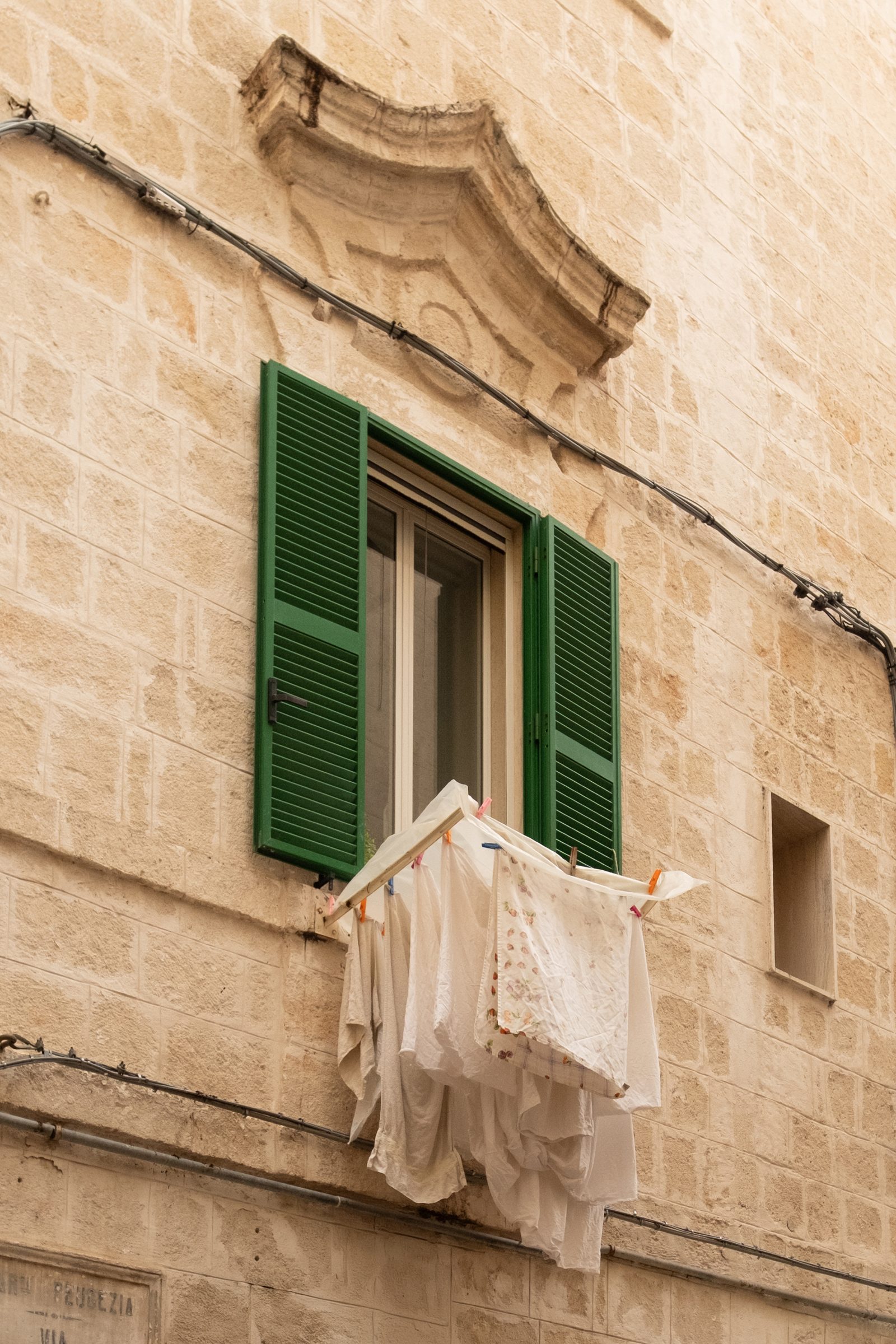 A window in Monopoli's old town