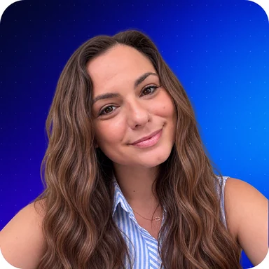 Headshot of Sarah Nealy