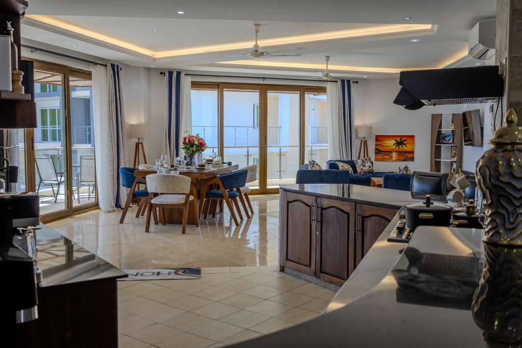 image of luxury travel experiences