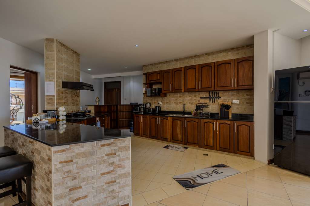 image of a guided tour group