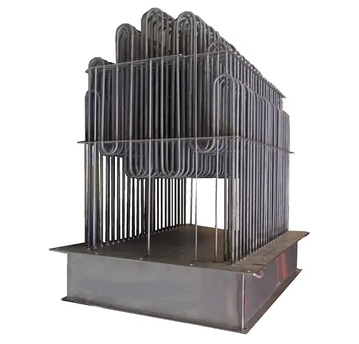 Industrielles Heizrohrmodul aus gebogenem Metallrohr auf rechteckiger Basis.