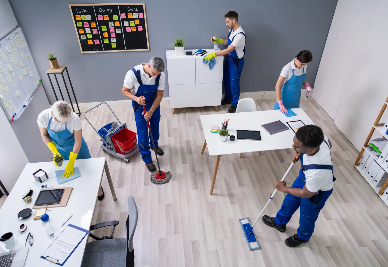 Nettoyage de fenêtres et cadres en Valais — Clenet Nettoyage