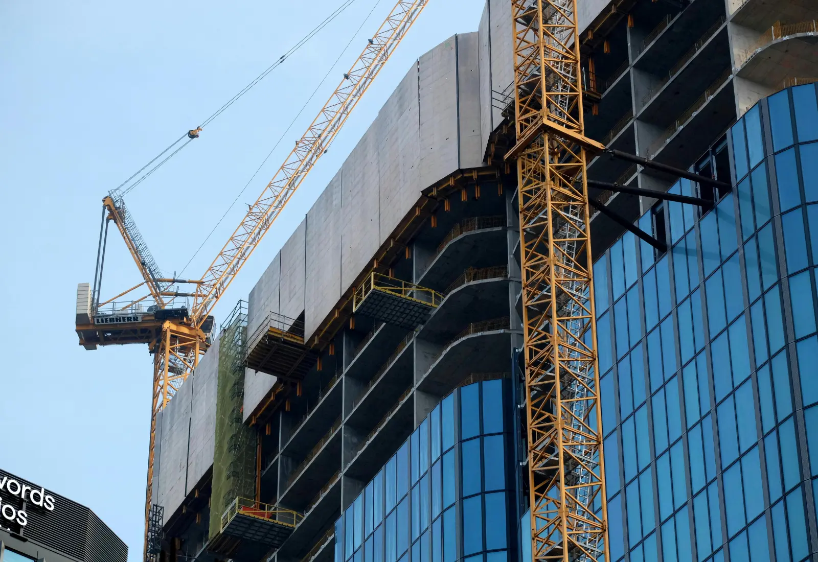 Détartrage lavabo salle de bain en Valais — Clenet Nettoyage