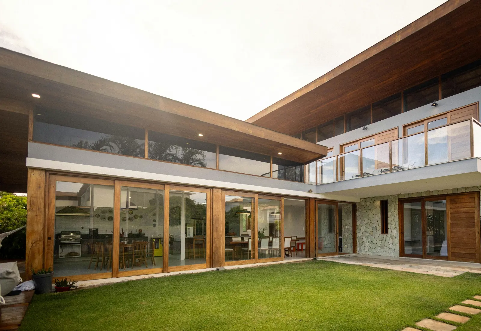 Nettoyage de four et électroménager en Valais — Clenet Nettoyage