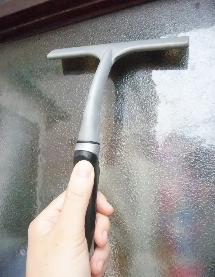 Nettoyage de sol après intervention professionnelle en Valais — Clenet Nettoyage