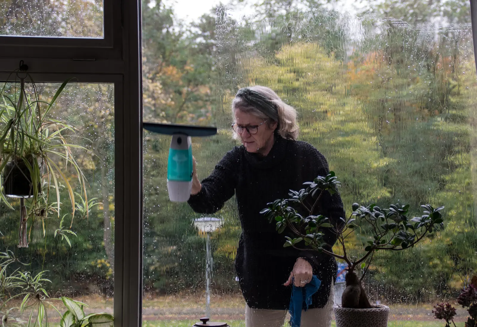 Nettoyage de vitres intérieures et extérieures en Valais — Clenet Nettoyage
